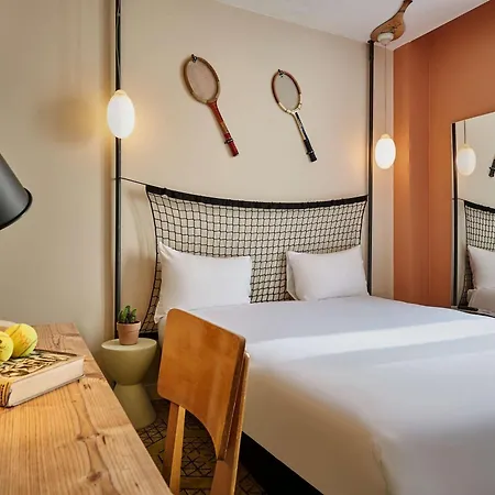Greet Billancourt Paris Hotel